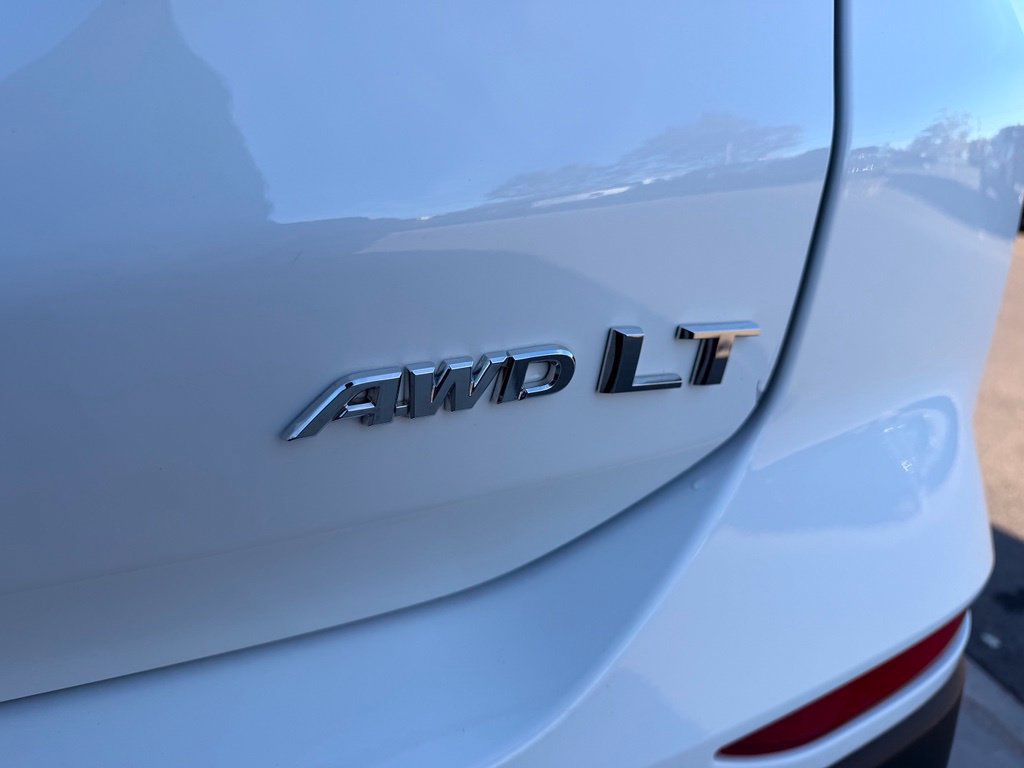 Used 2024 Chevrolet Equinox LT AWD/4WD image 16