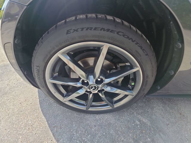 Used 2017 MAZDA MX-5 Miata RF Grand Touring RWD image 10