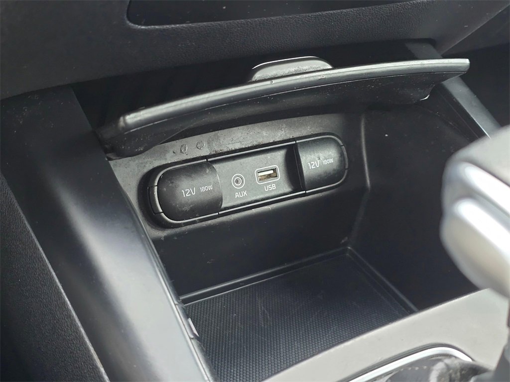 Used 2019 Kia Sorento LX image 22