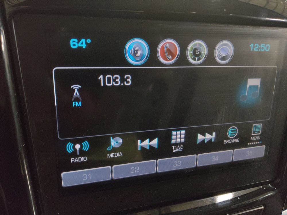 Used 2018 Chevrolet Traverse LT image 25