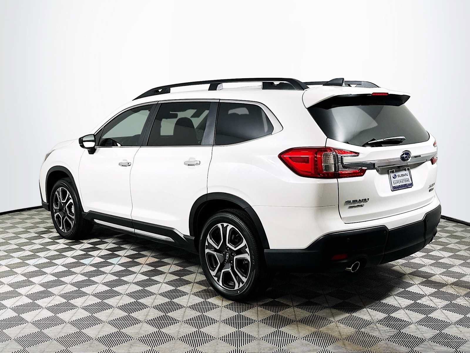 New 2026 Subaru Ascent Touring w/ Popular Package #2 AWD/4WD image 5