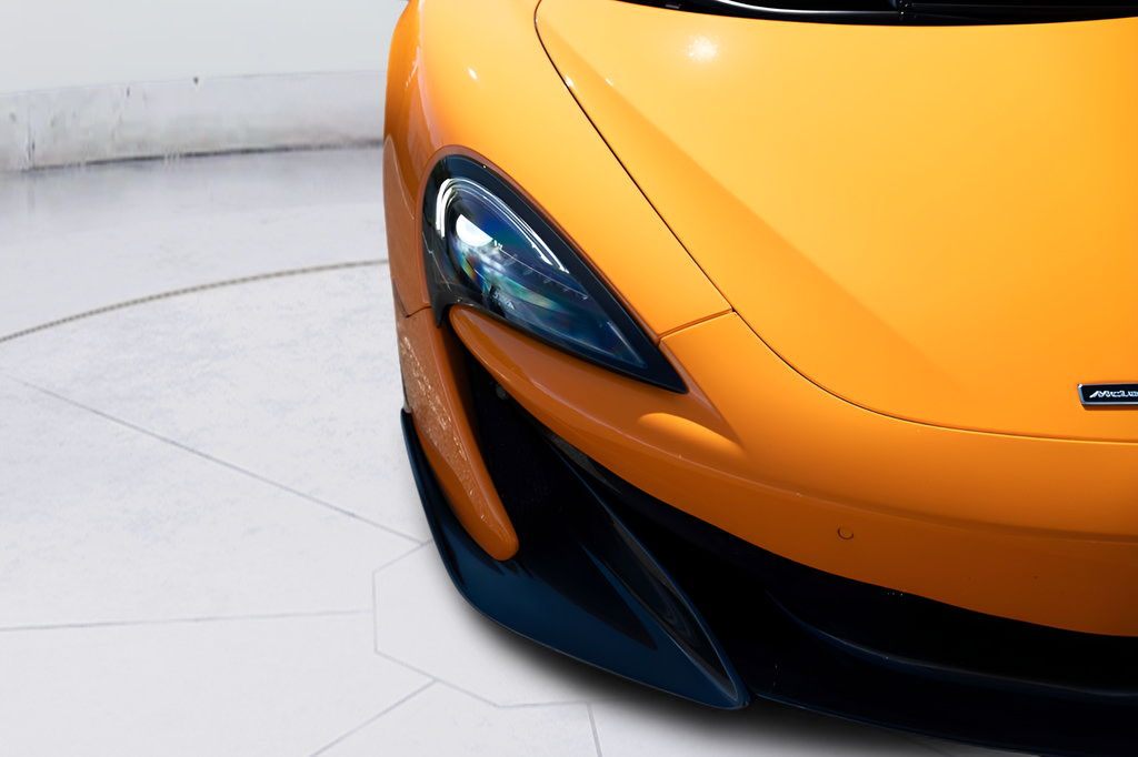 Used 2019 McLaren 600LT RWD image 9