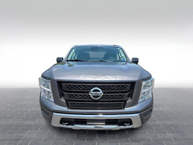 Used 2021 Nissan Titan SV w/ SV Convenience Package AWD/4WD image 2