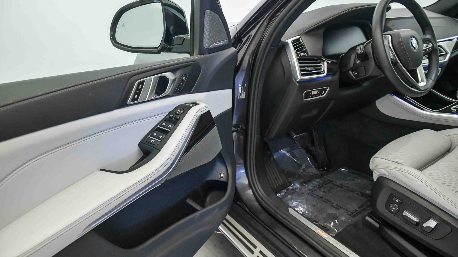 Certified 2023 BMW X5 xDrive45e image 23