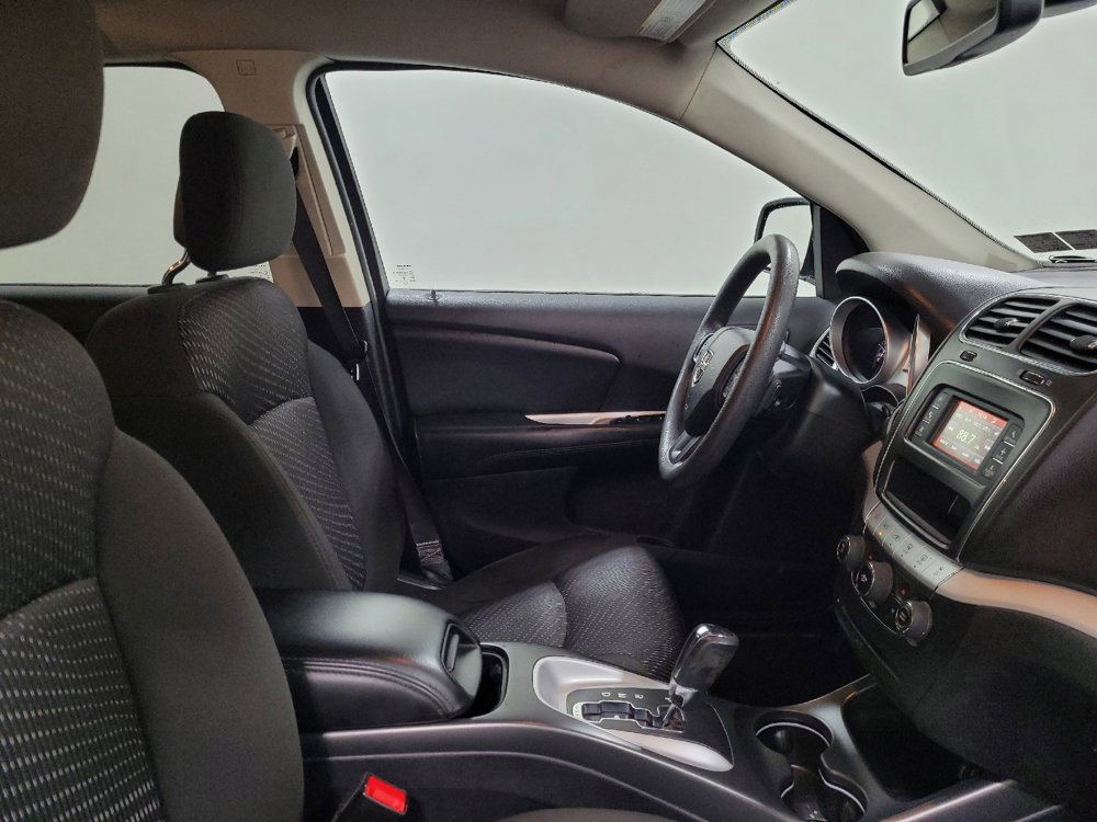 Used 2019 Dodge Journey SE FWD image 21