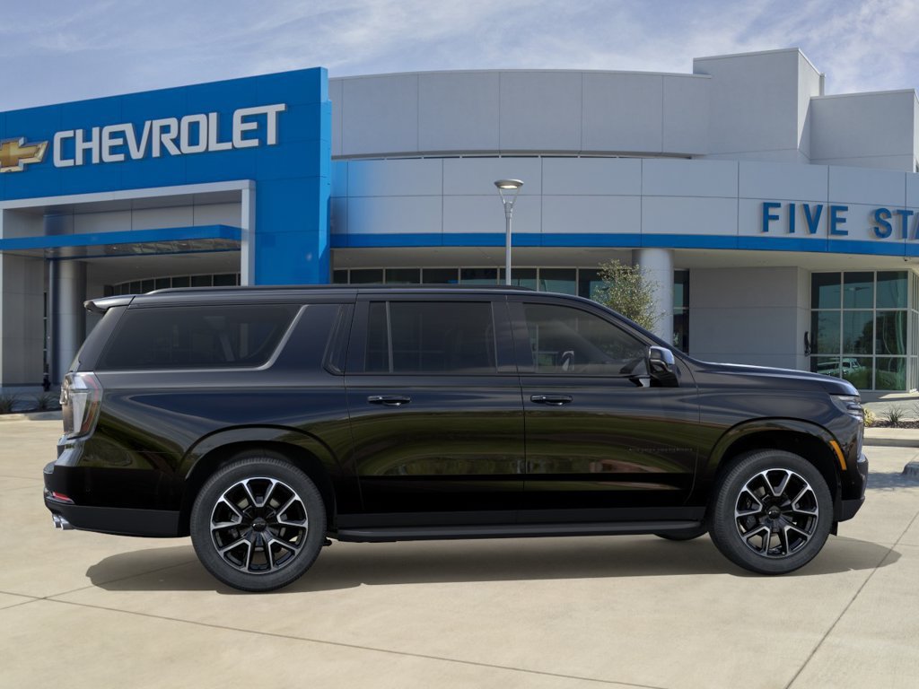 New 2027 Chevrolet Suburban RST w/ Comfort Package RWD image 5