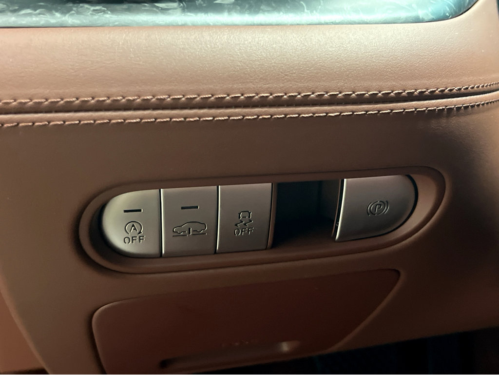 New 2025 Genesis G90 3.5T image 13