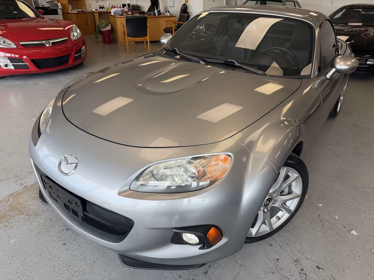 Used 2015 MAZDA MX-5 Miata Grand Touring w/ Premium Package RWD image 13