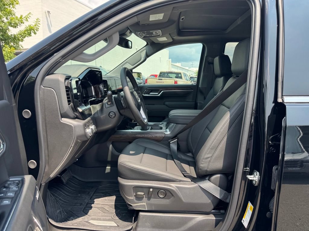 New 2026 GMC Sierra 1500 SLT w/ SLT Premium Plus Package AWD/4WD image 15
