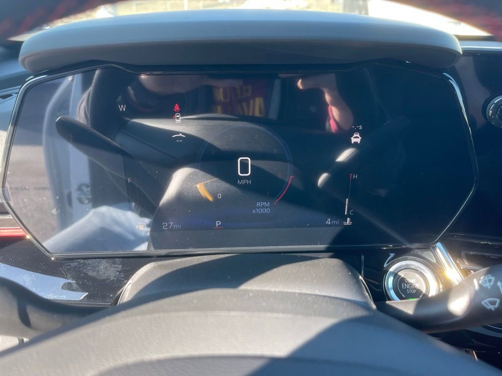 New 2026 Chevrolet Trax RS w/ Sunroof Package image 16