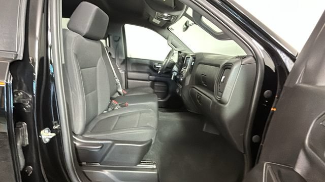 Used 2020 Chevrolet Silverado 1500 Custom w/ Custom Value Package AWD/4WD image 29