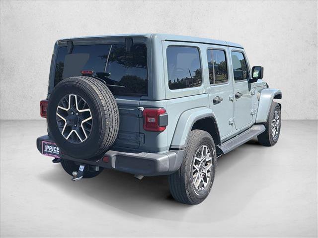 Used 2024 Jeep Wrangler Unlimited Sahara w/ Technology Group AWD/4WD image 5