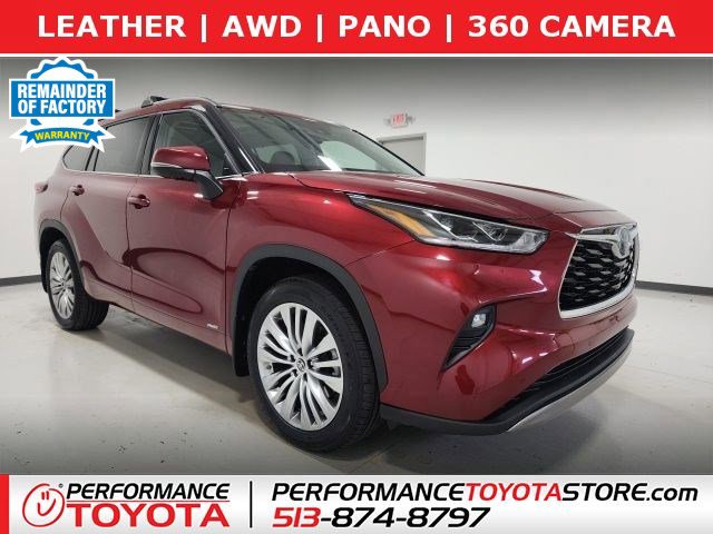 Used 2023 Toyota Highlander Platinum AWD/4WD image 1