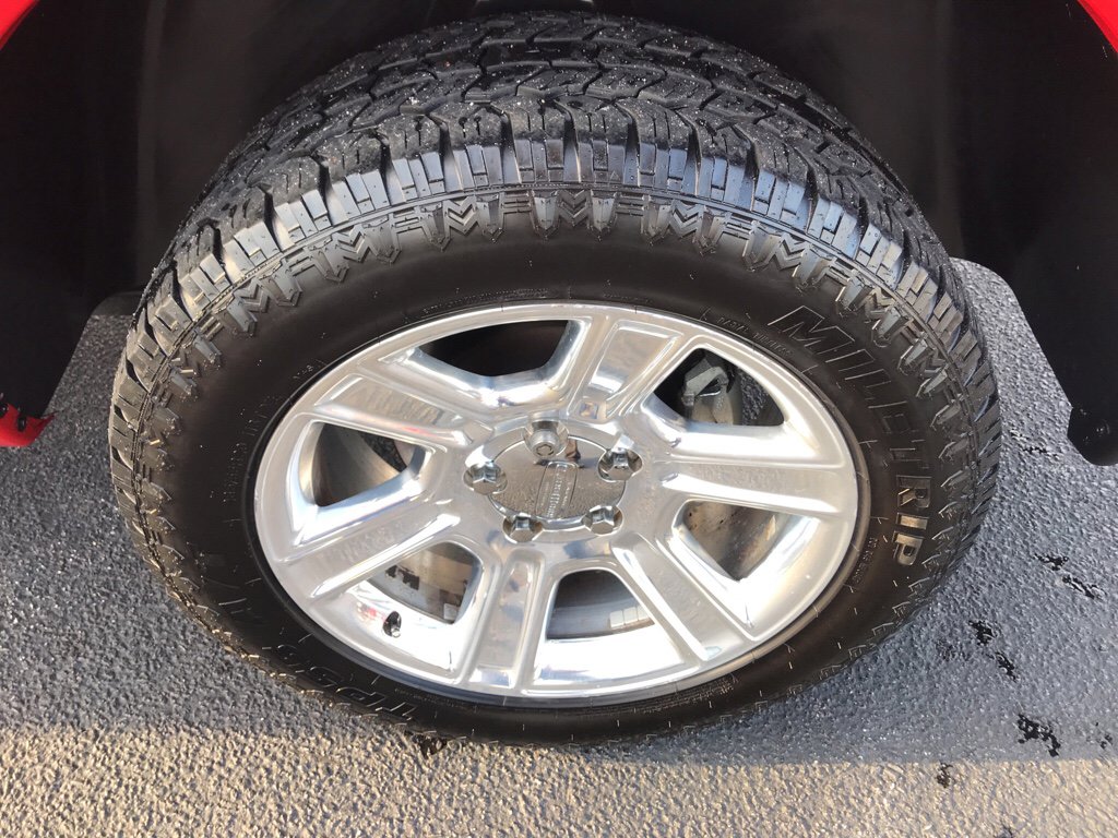 Certified 2021 RAM 1500 Tradesman w/ Chrome Appearance Group image 16