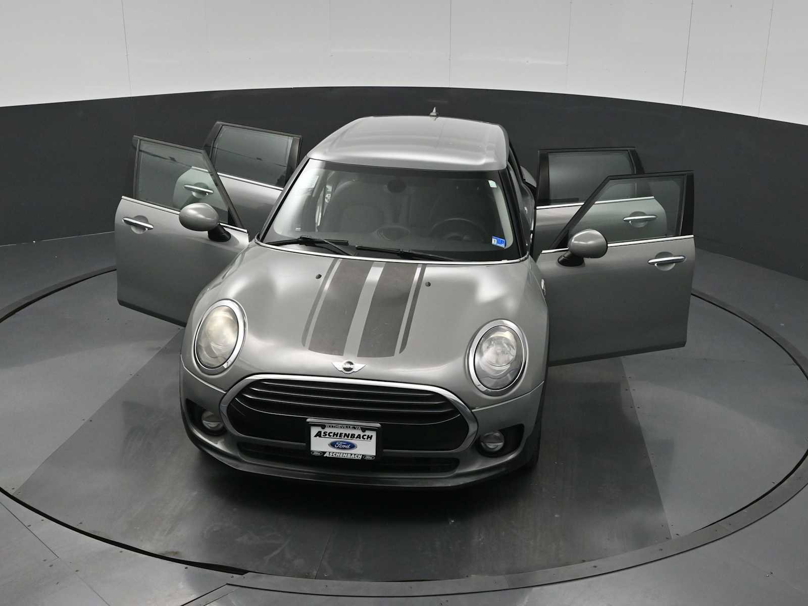Used 2018 MINI Cooper Clubman image 32