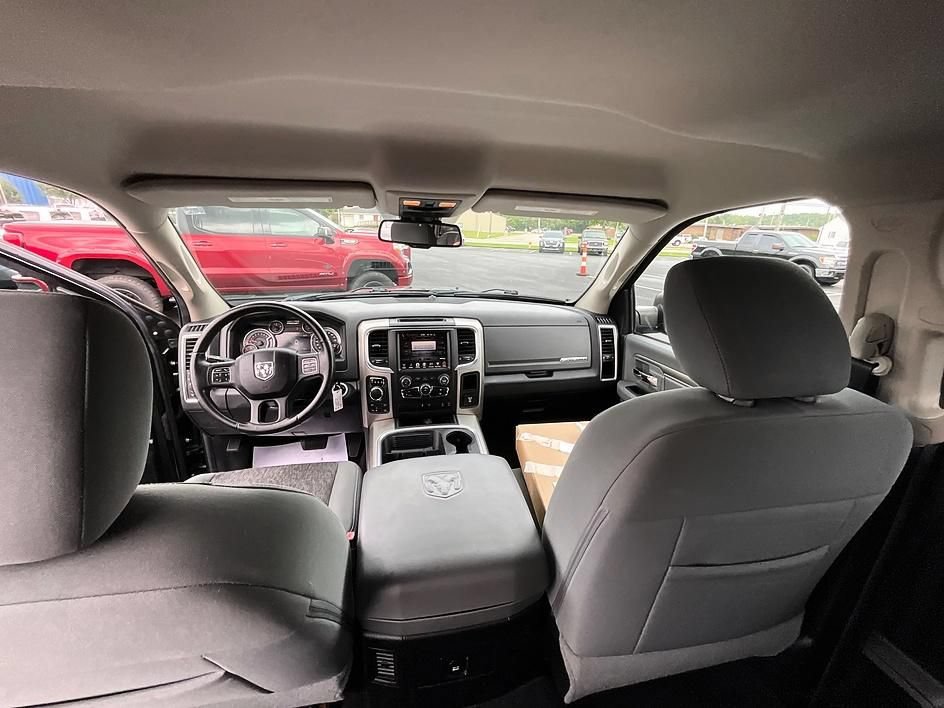 Used 2016 RAM 1500 Big Horn AWD/4WD image 35