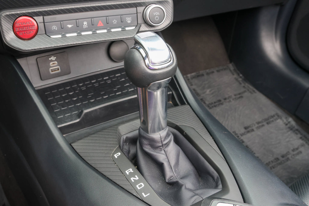 Used 2025 Ford Mustang Premium RWD image 17