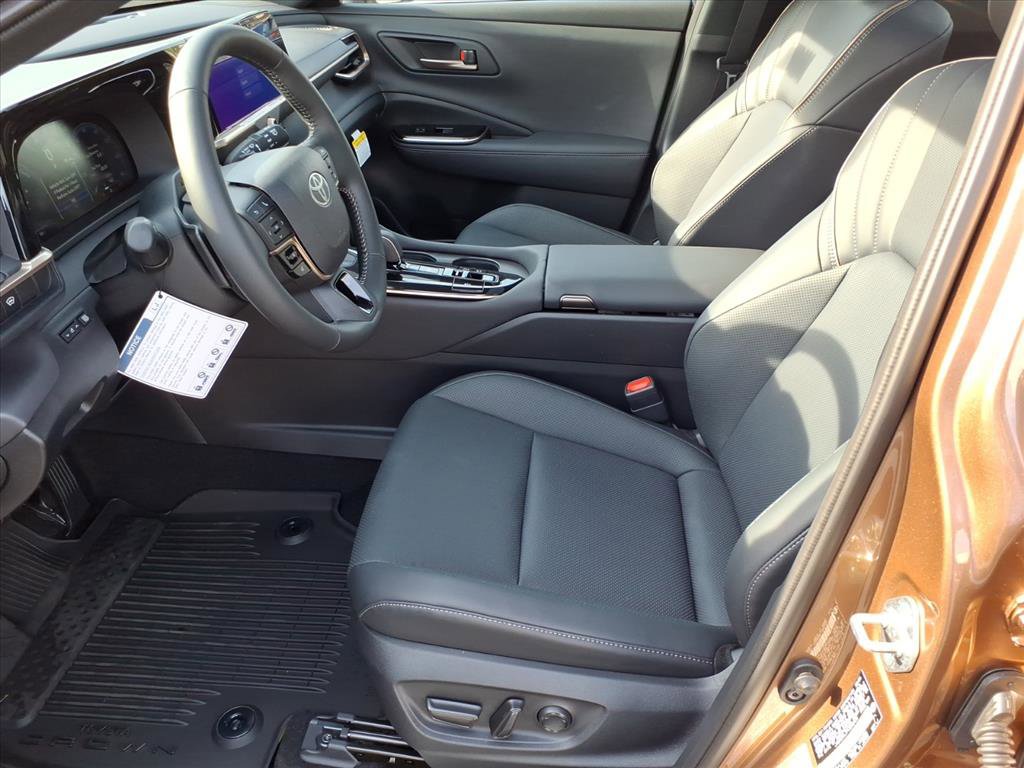 New 2026 Toyota Crown Signia AWD/4WD image 3