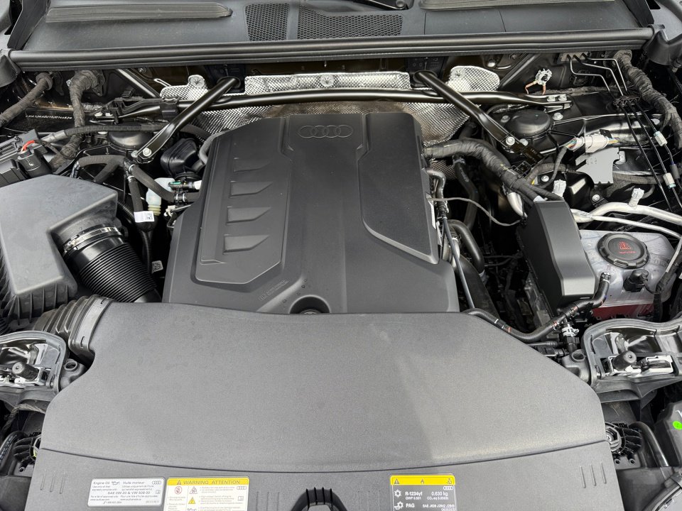 New 2025 Audi Q5 Premium Plus image 16