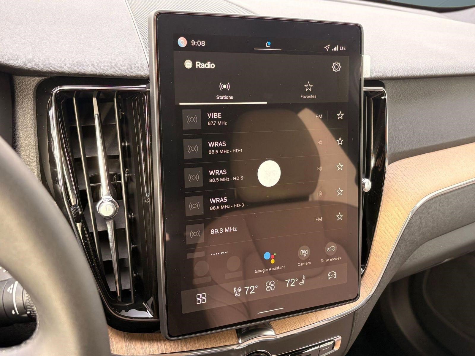 New 2026 Volvo XC60 B5 Core w/ Climate Package image 29