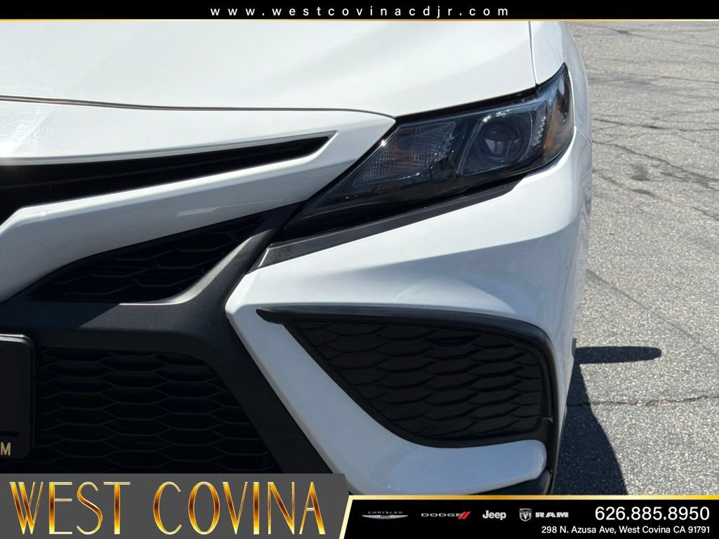 Used 2024 Toyota Camry SE FWD image 13