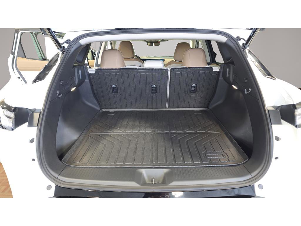 Used 2025 Nissan Murano Platinum image 18