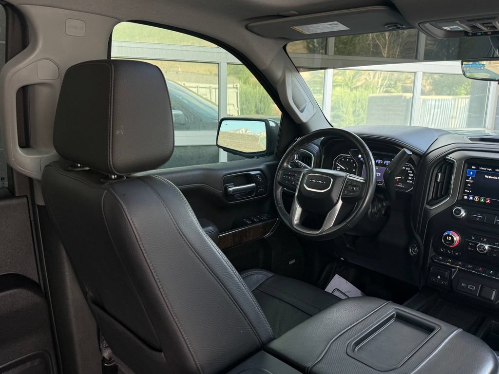 Used 2019 GMC Sierra 1500 Denali w/ Denali Ultimate Package AWD/4WD image 43