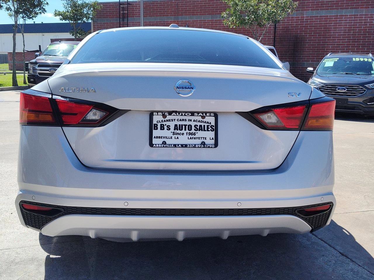 Used 2021 Nissan Altima 2.5 SV image 5