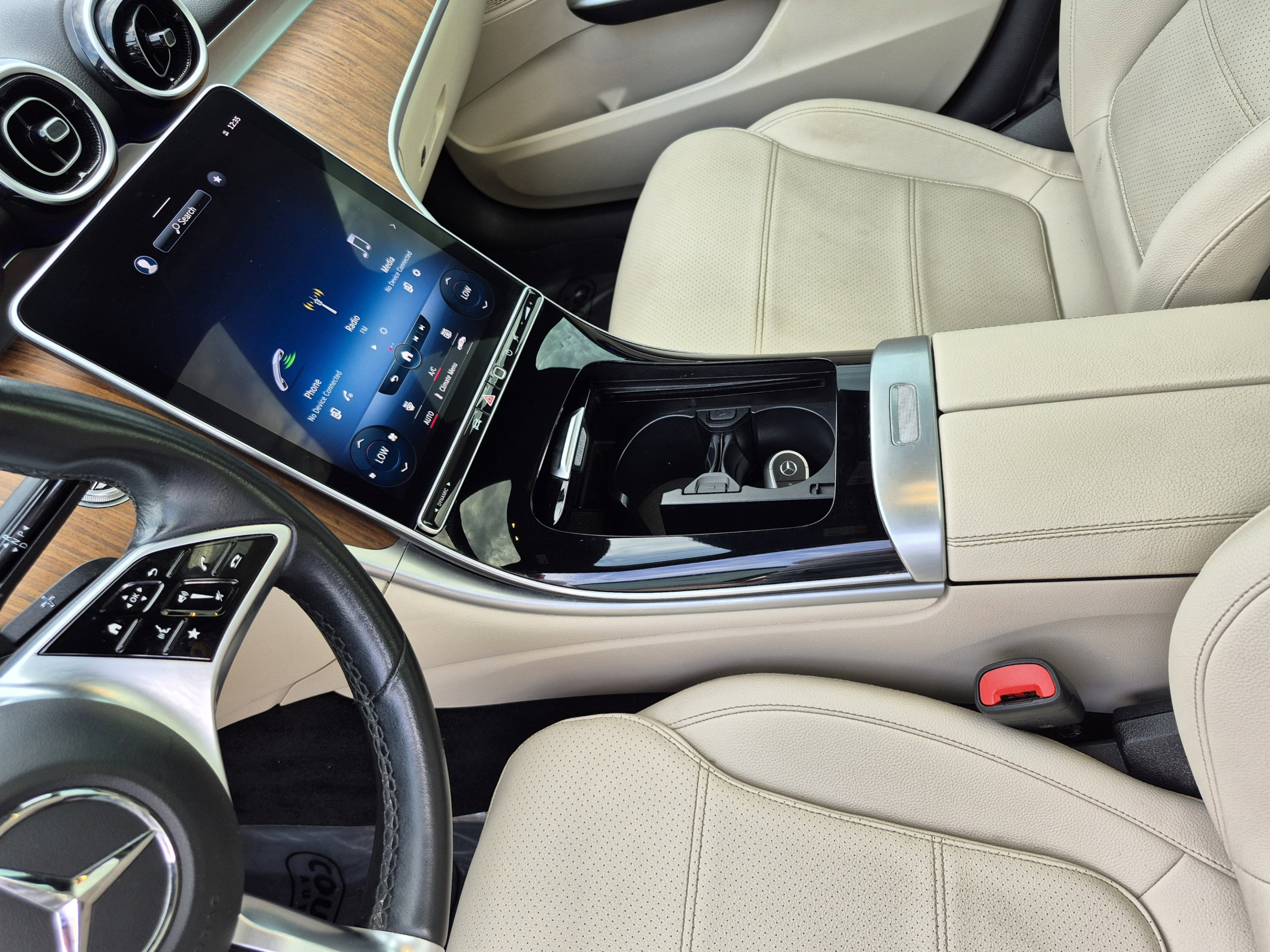 Used 2023 Mercedes-Benz C 300 4MATIC Sedan image 24