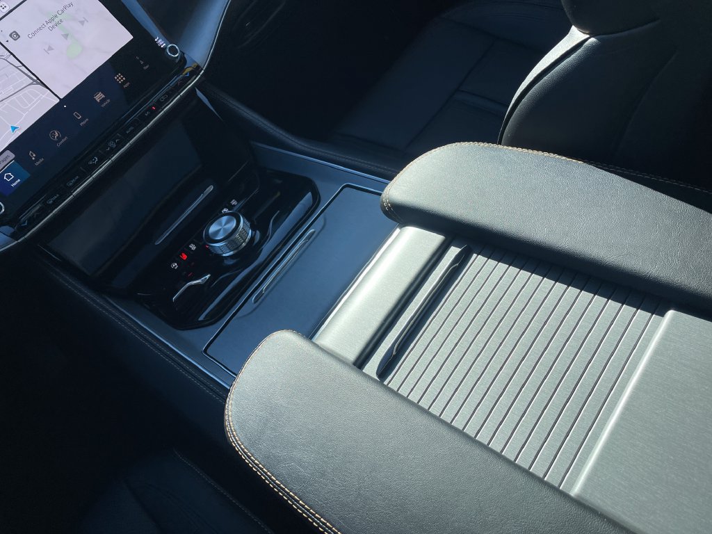 Certified 2026 Jeep Grand Wagoneer L 4WD image 18