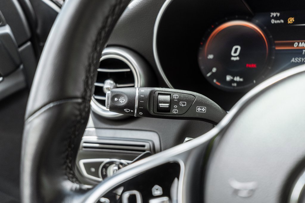 Used 2022 Mercedes-Benz GLC 300 4MATIC image 22