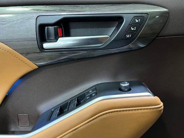 Certified 2020 Toyota Highlander Platinum image 15