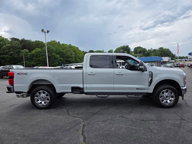 Used 2026 Ford F250 Lariat AWD/4WD image 9