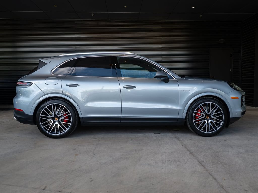 New 2026 Porsche Cayenne S AWD/4WD image 8