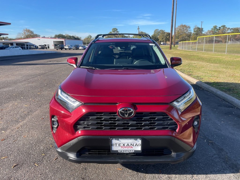 Used 2023 Toyota RAV4 XLE Premium image 2
