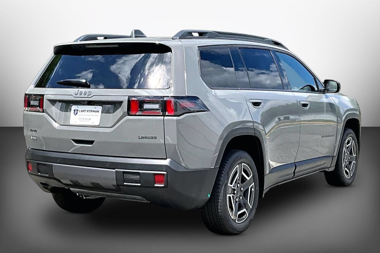New 2026 Jeep Cherokee Laredo AWD/4WD image 8
