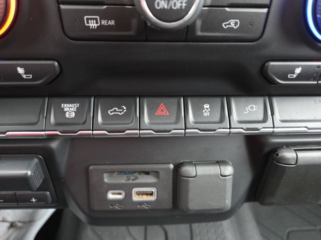 Used 2020 Chevrolet Silverado 2500 LT w/ Convenience Package image 56