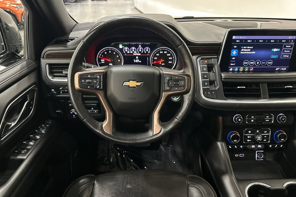 Used 2021 Chevrolet Tahoe High Country w/ Premium Package RWD image 16