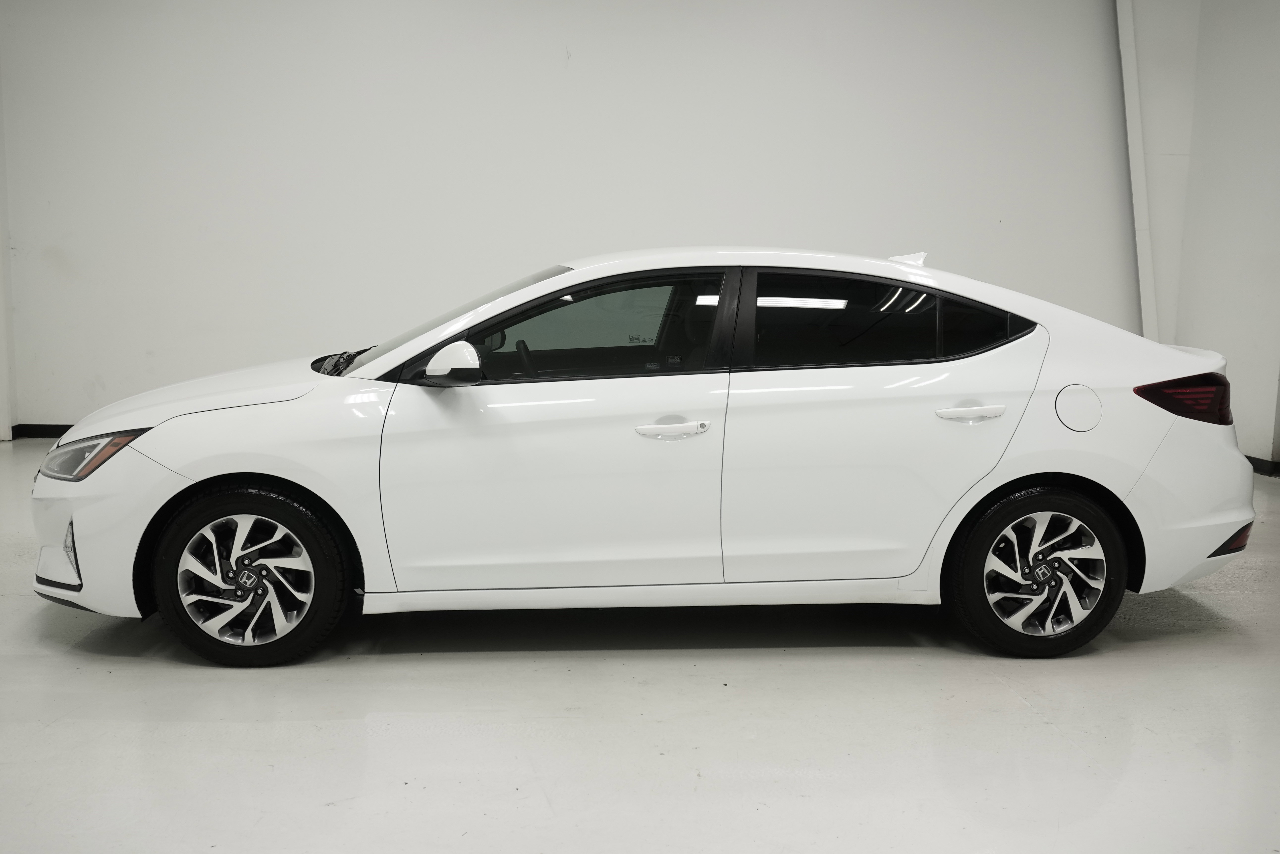 Used 2020 Hyundai Elantra SEL w/ Convenience Package (C2) FWD image 7