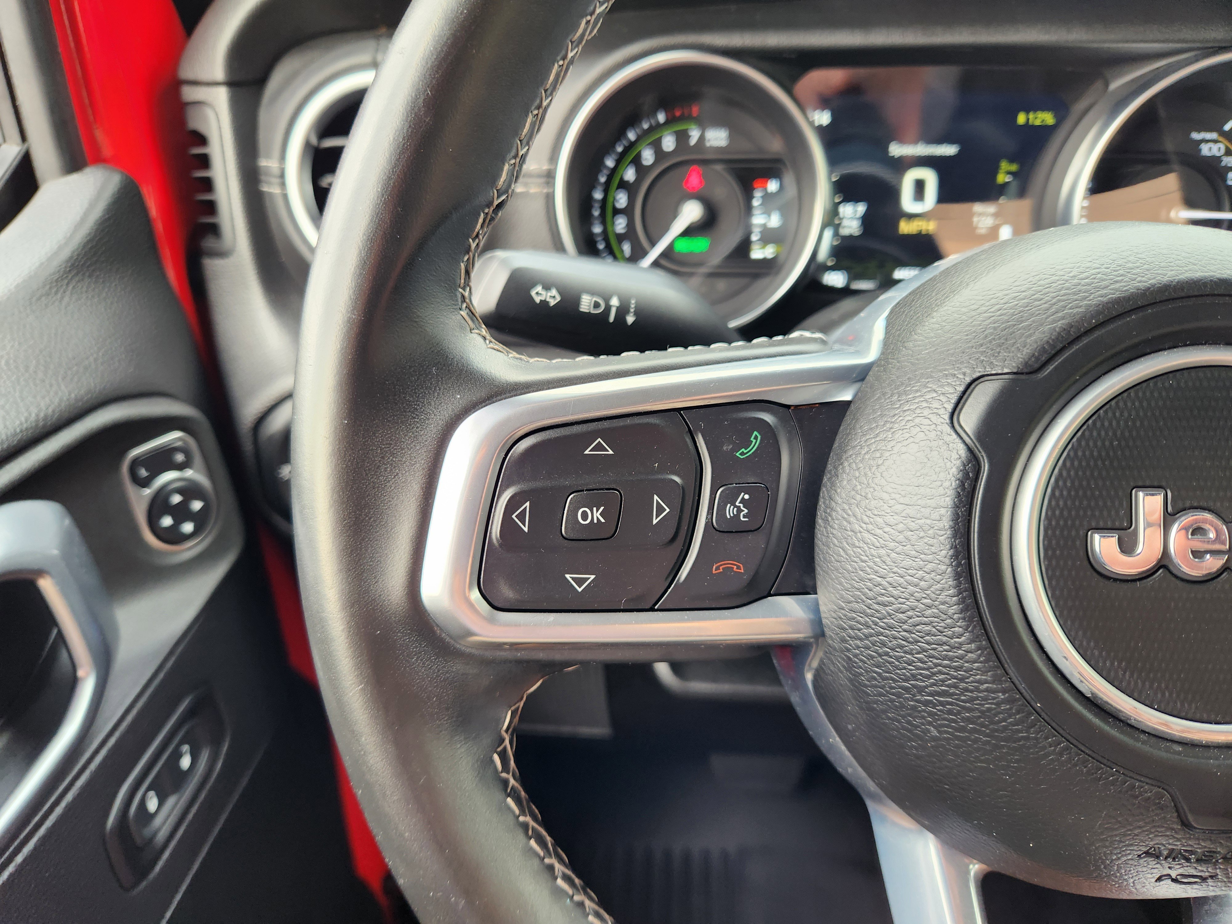 Used 2021 Jeep Wrangler Unlimited Sahara AWD/4WD image 28
