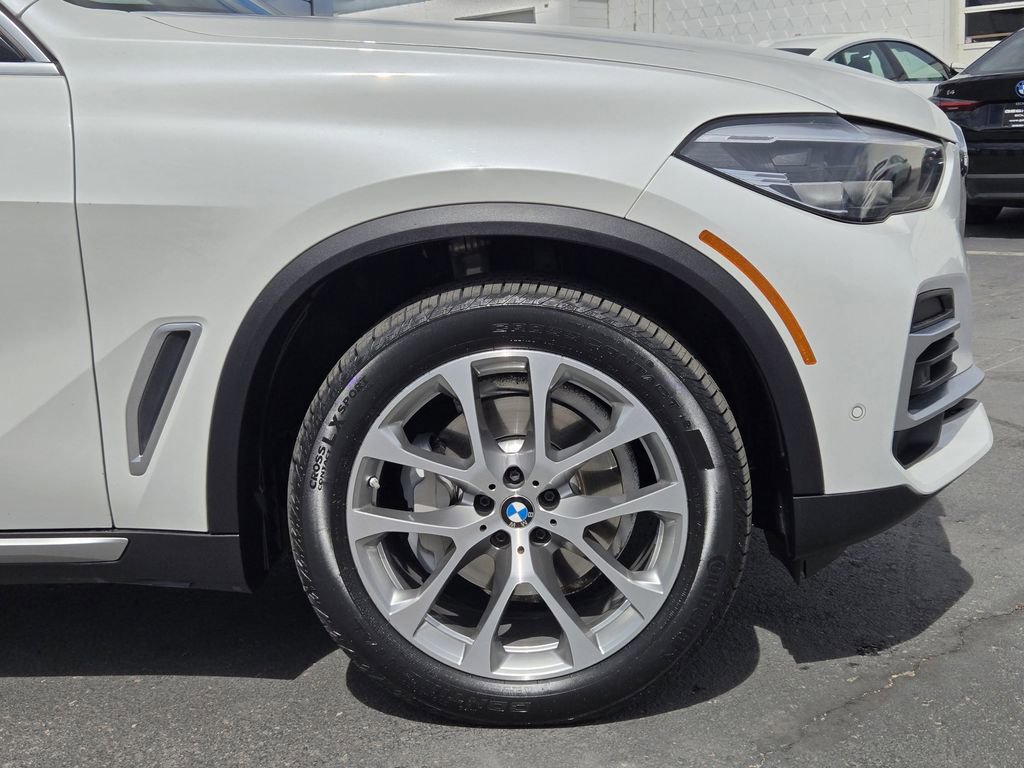 Used 2022 BMW X5 xDrive40i w/ Premium Package image 9
