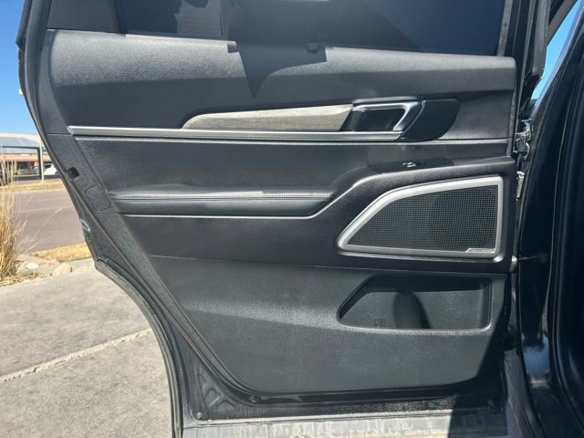 Used 2022 Kia Telluride EX w/ EX Premium Package image 23