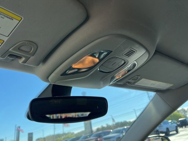 Used 2019 Jeep Compass Latitude w/ Cold Weather Group image 16