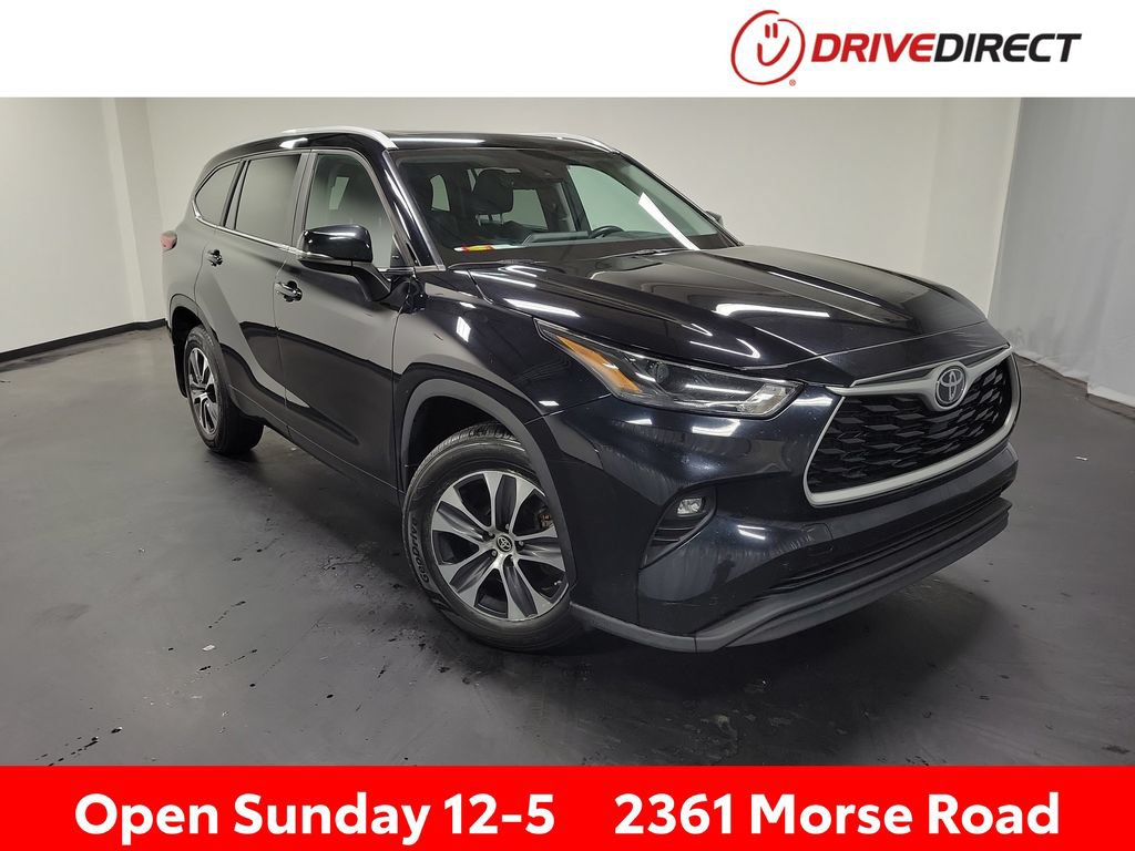 Used 2023 Toyota Highlander XLE