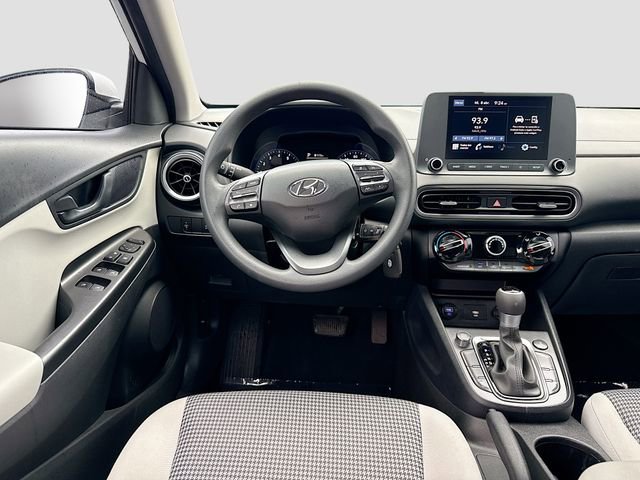 Certified 2023 Hyundai Kona SE image 21