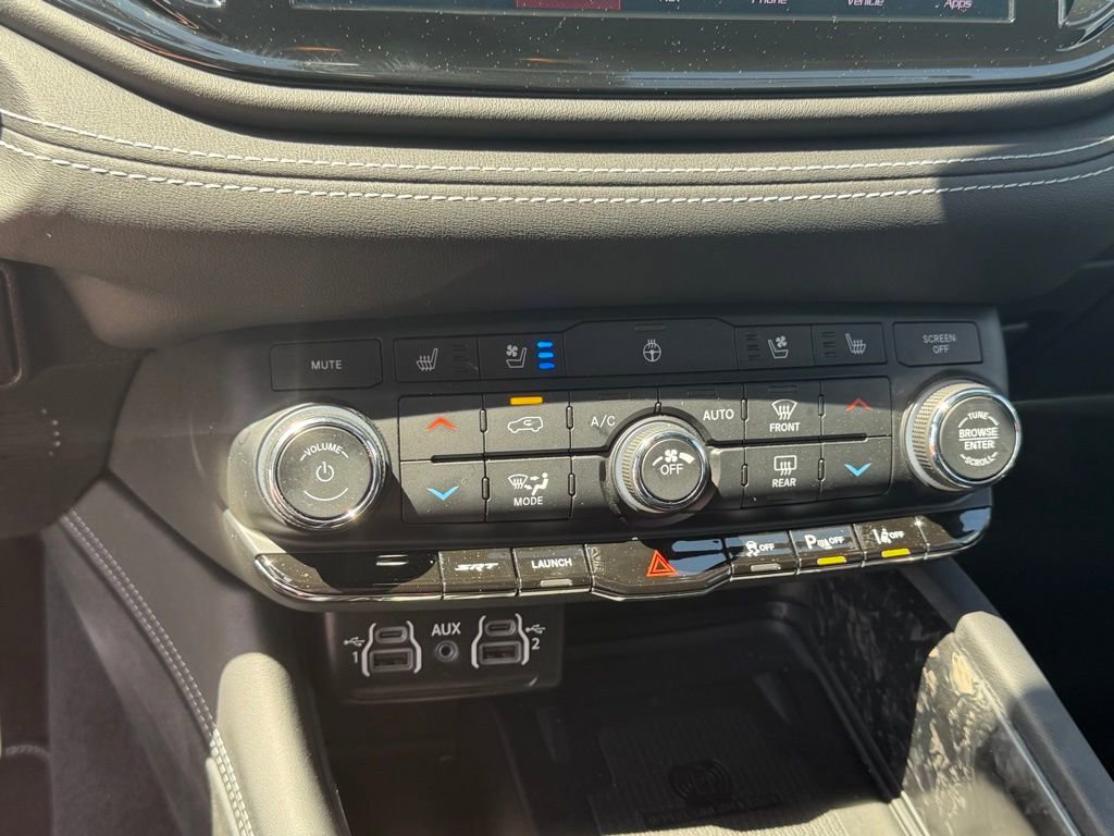 Used 2024 Dodge Durango SRT image 25