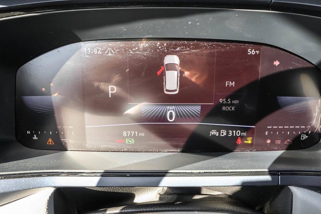 Used 2024 Volkswagen Taos SE image 21