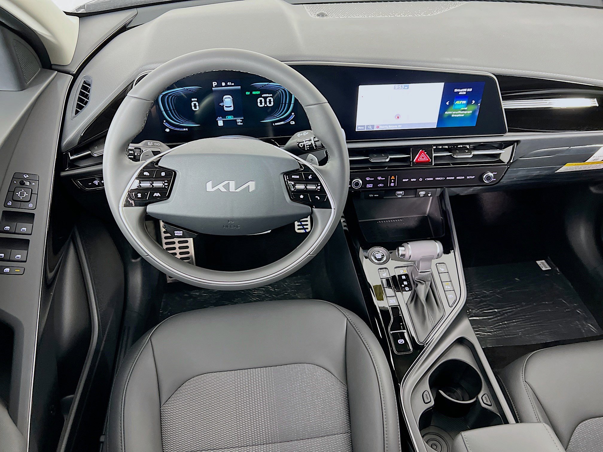 New 2025 Kia Niro EX Touring image 19