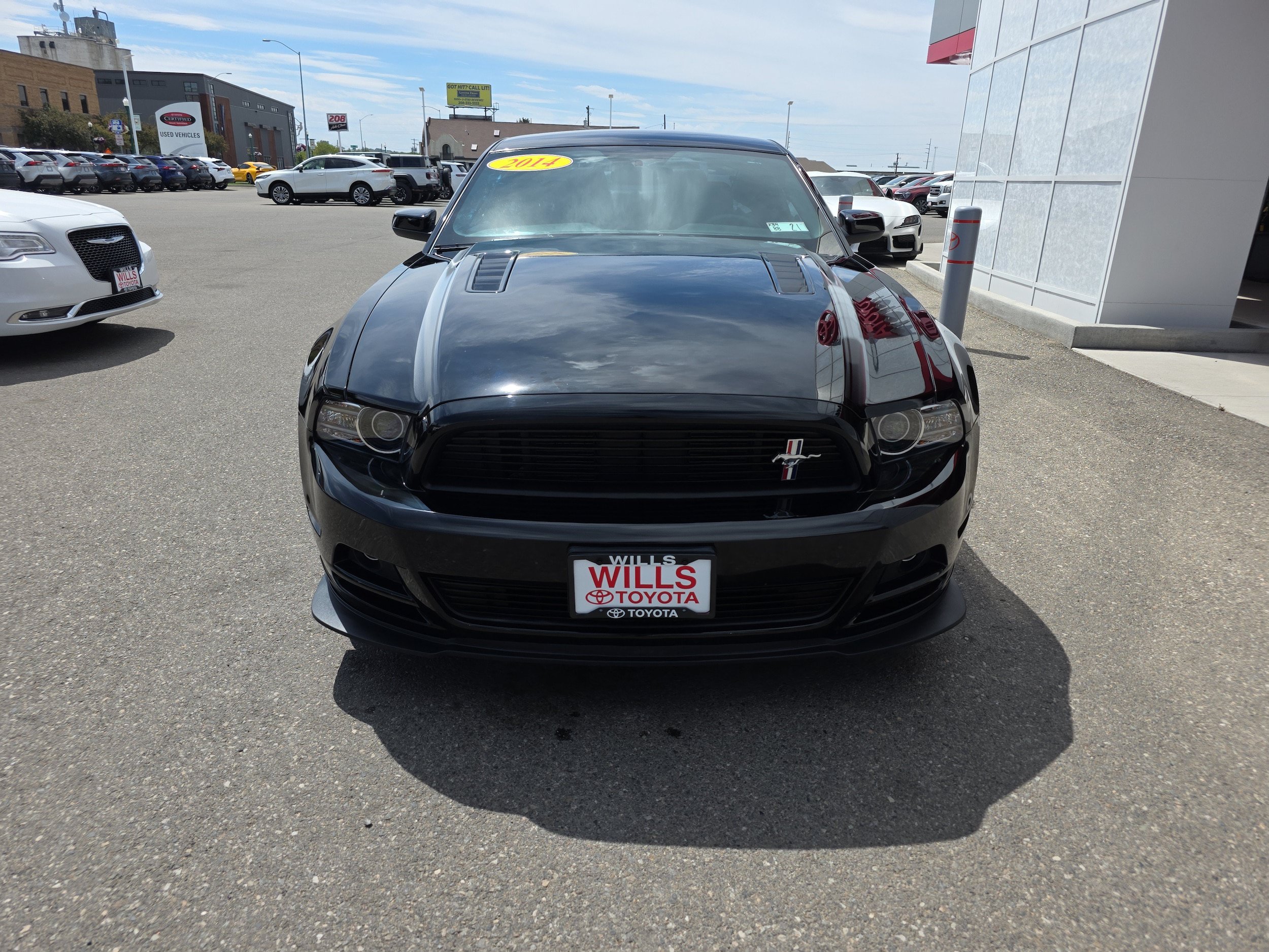 Used 2014 Ford Mustang GT Premium w/ Electronics Package RWD image 4