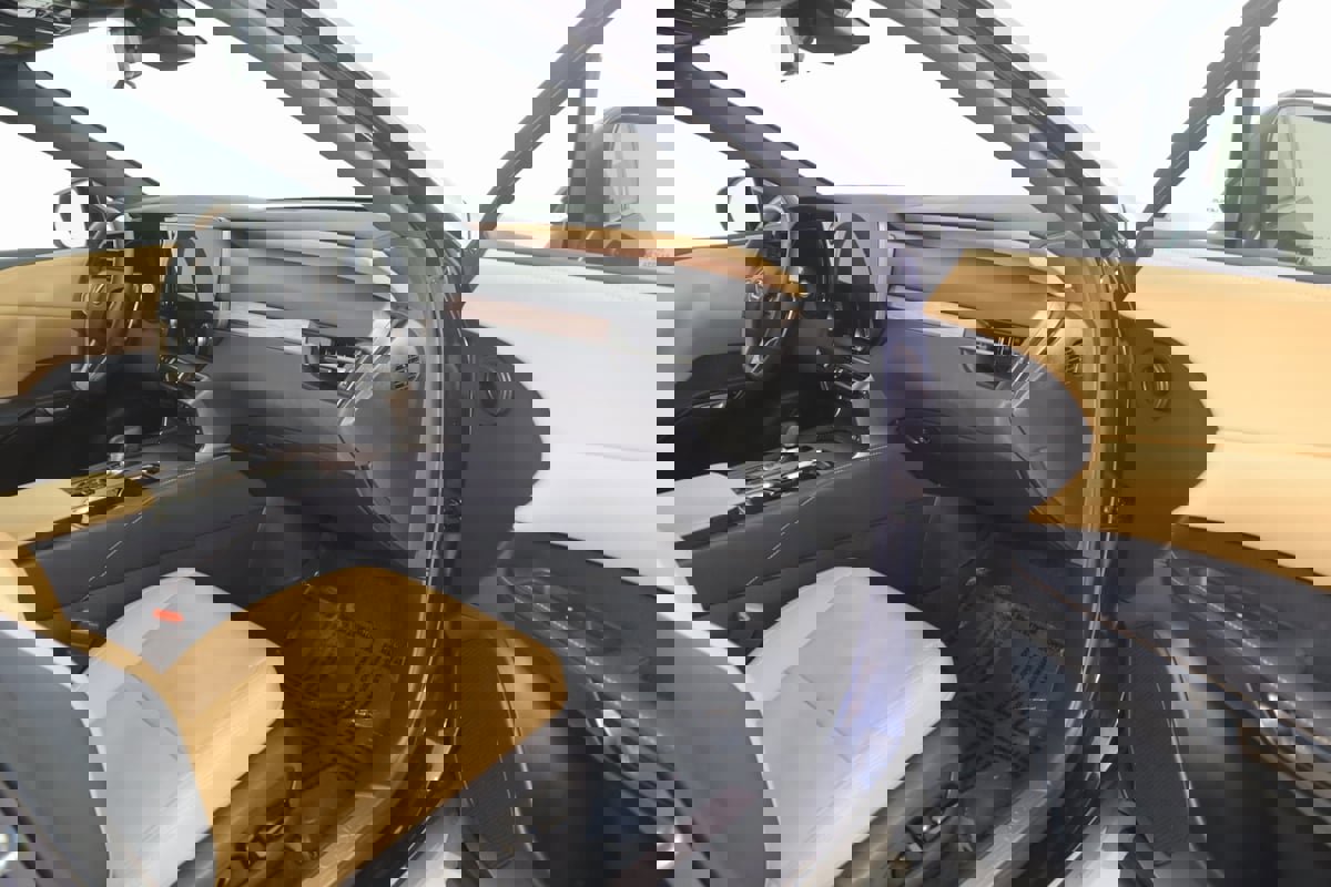 Used 2024 Lexus RX 350 Premium image 44